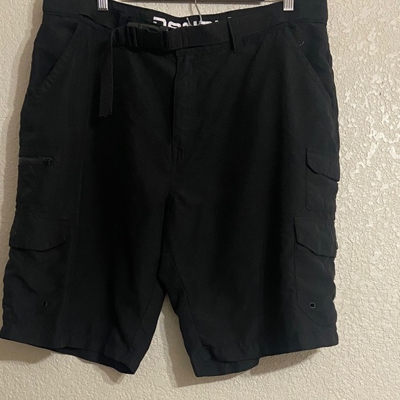 Men's Denali Cargo Shorts - Picture 1 of 7